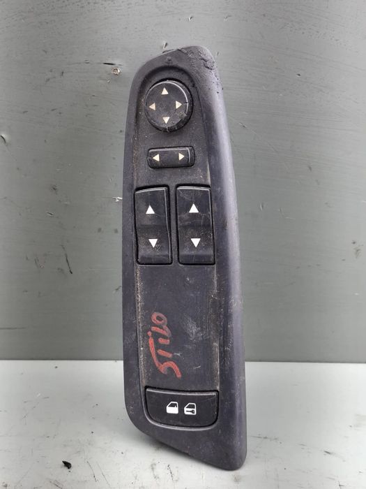 Butoane geam sofer B569 Fiat Stilo 2004 1.9 TD MT