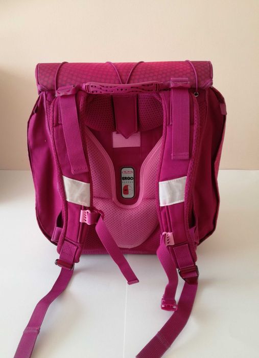 Ученическа ергономична раница HERLITZ с аксесоари