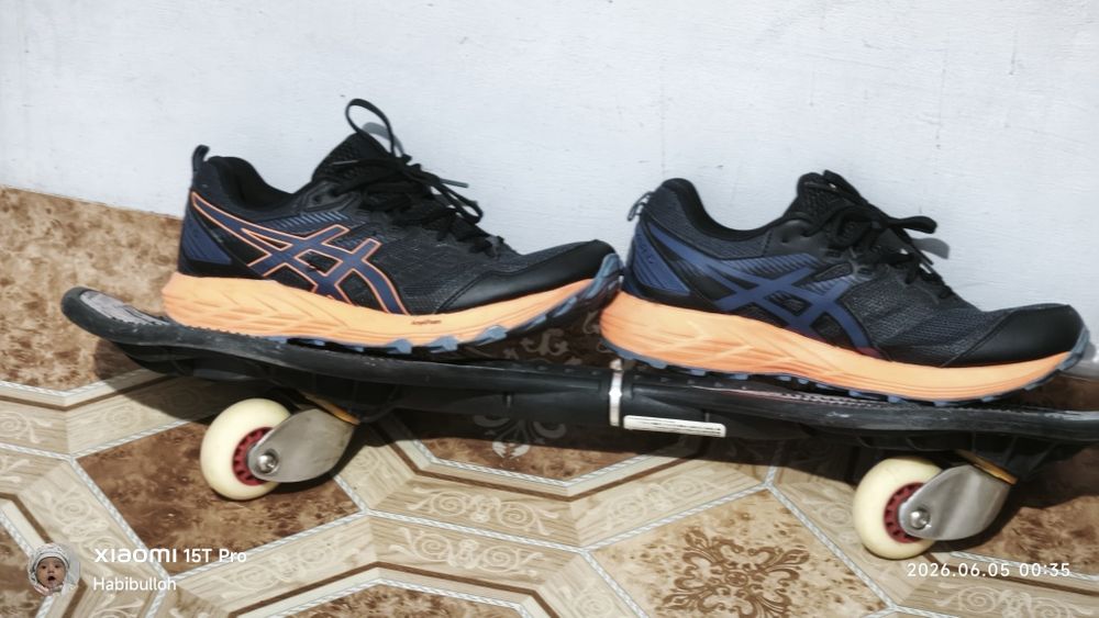 ASICS originals 43 44