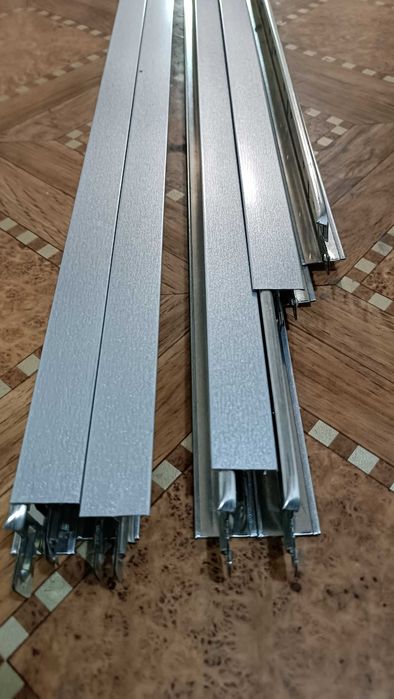 Профиль и уголок  для подвесного потолка Армстронг.