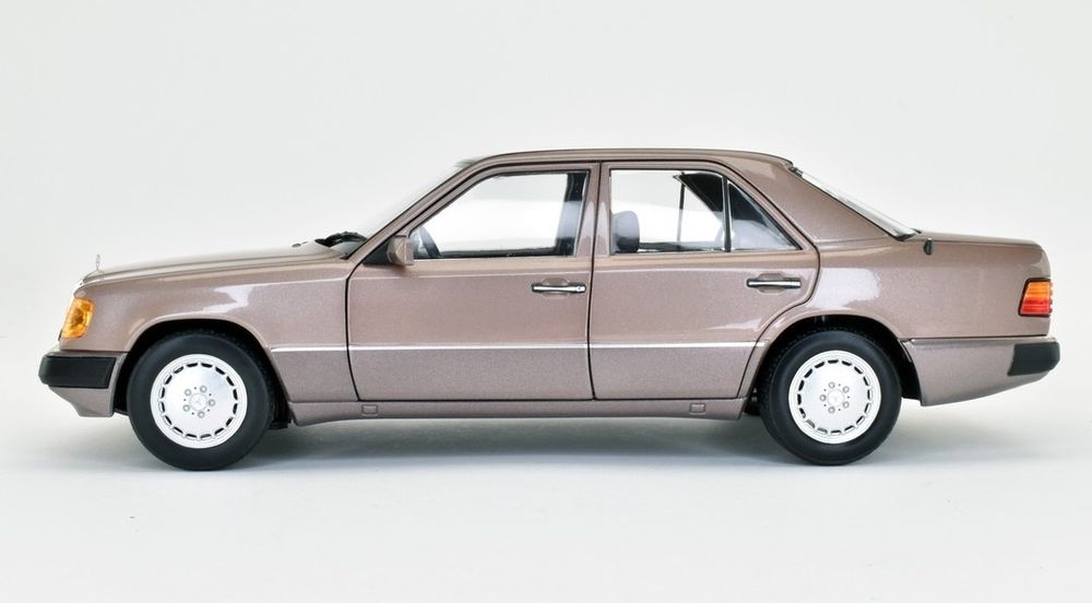 Масштабные модели 1/18