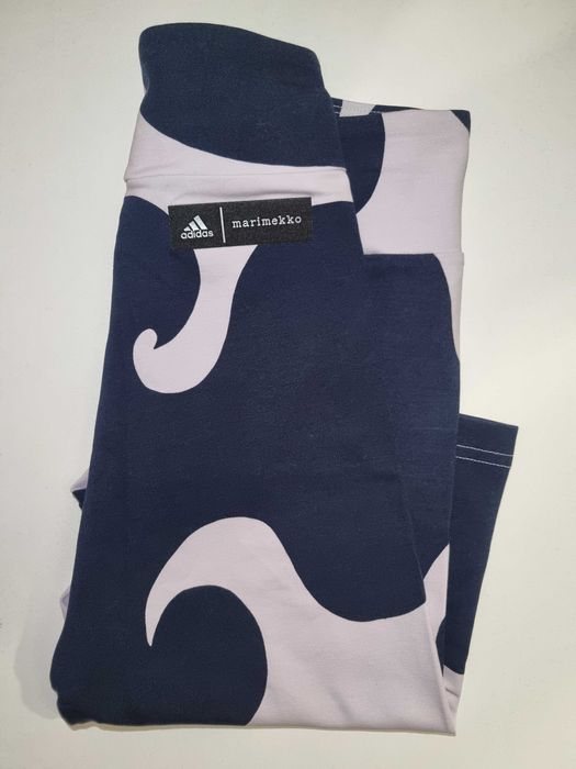 Дамски клин Адидас Adidas х Marimekko размер XS в синьо и лилаво