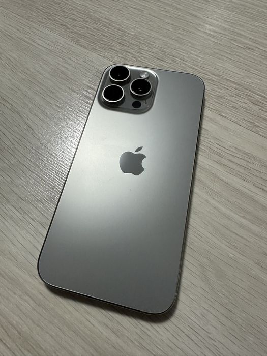 Продам iPhone 16 Pro Max 256 GB