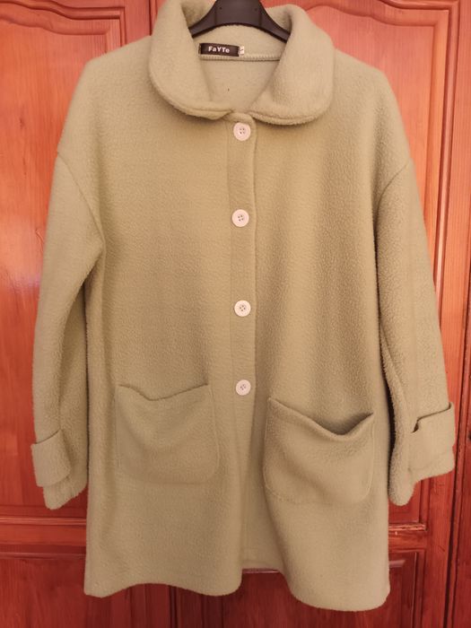 Зимен блейзър бял и зелен