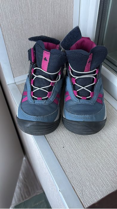 Продам детскую обувь