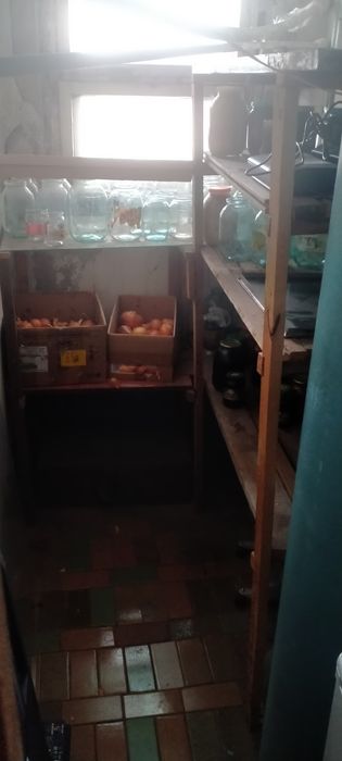 Продам квартиру на голубых прудах.