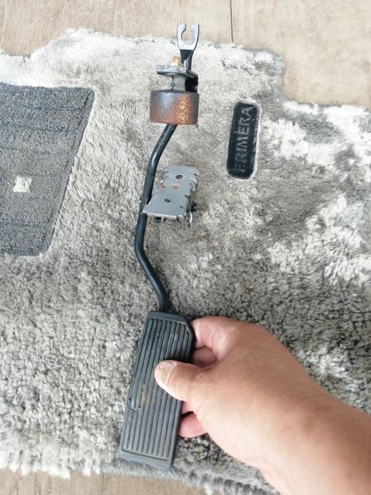 Ниссан Сефиро A32