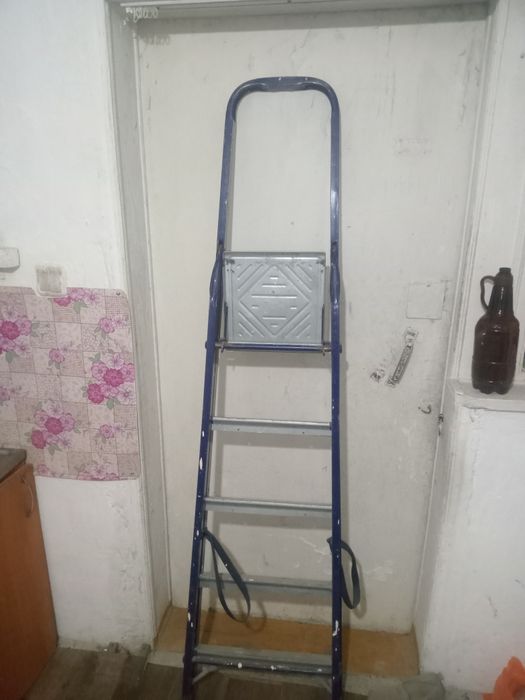 Продам стремянку