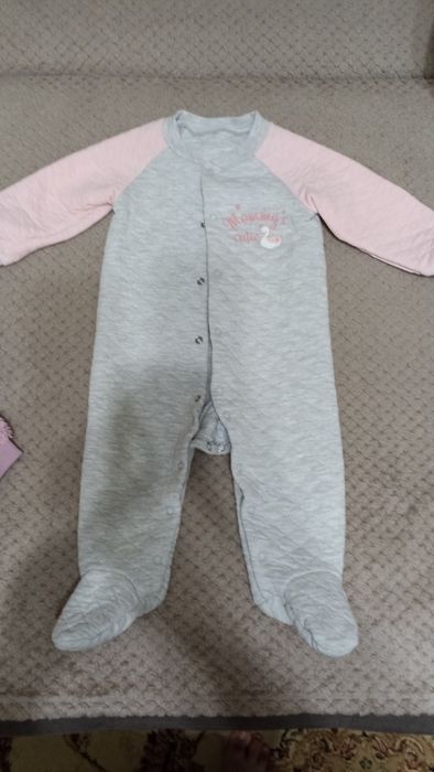 Продам детские вещи до 1 года