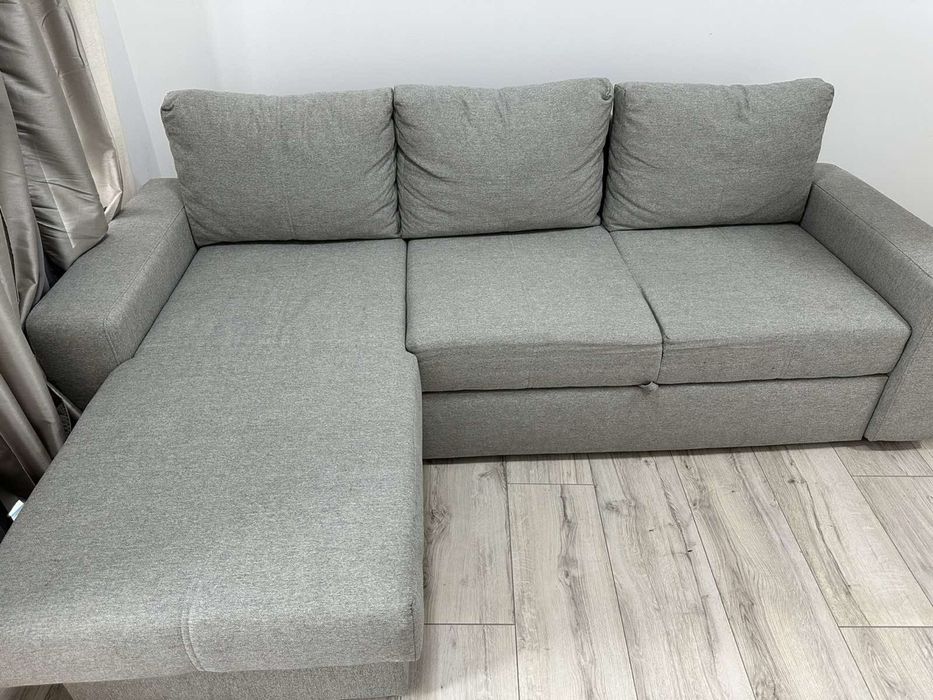 Италиански диван, почти неупотребяван