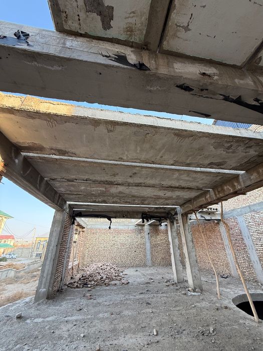 Beton plita sotiladi