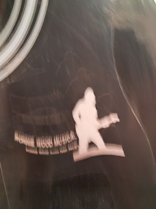 Гитара сатамың алатын болса түсемің