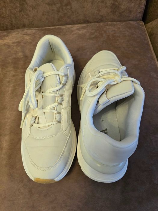 Кроссовки Zara 41 разм б/у в отл сост