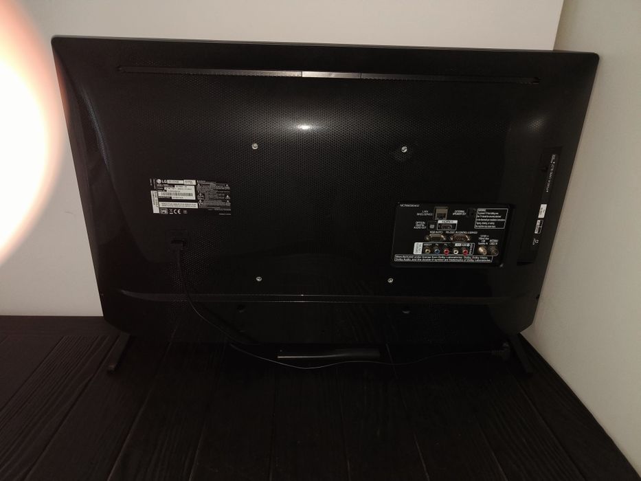 LG 32 fhd Телевизор