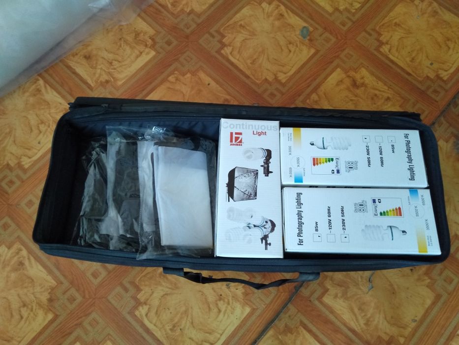 Продам студийный свет Jinbey