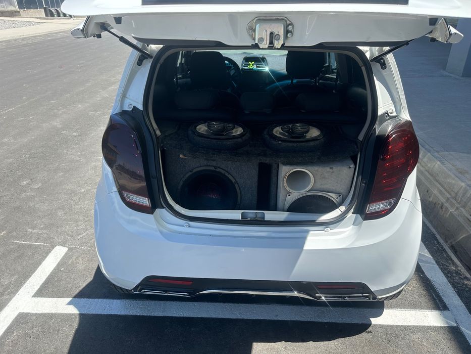 Продам Спарк 2017 года в отличном состояние