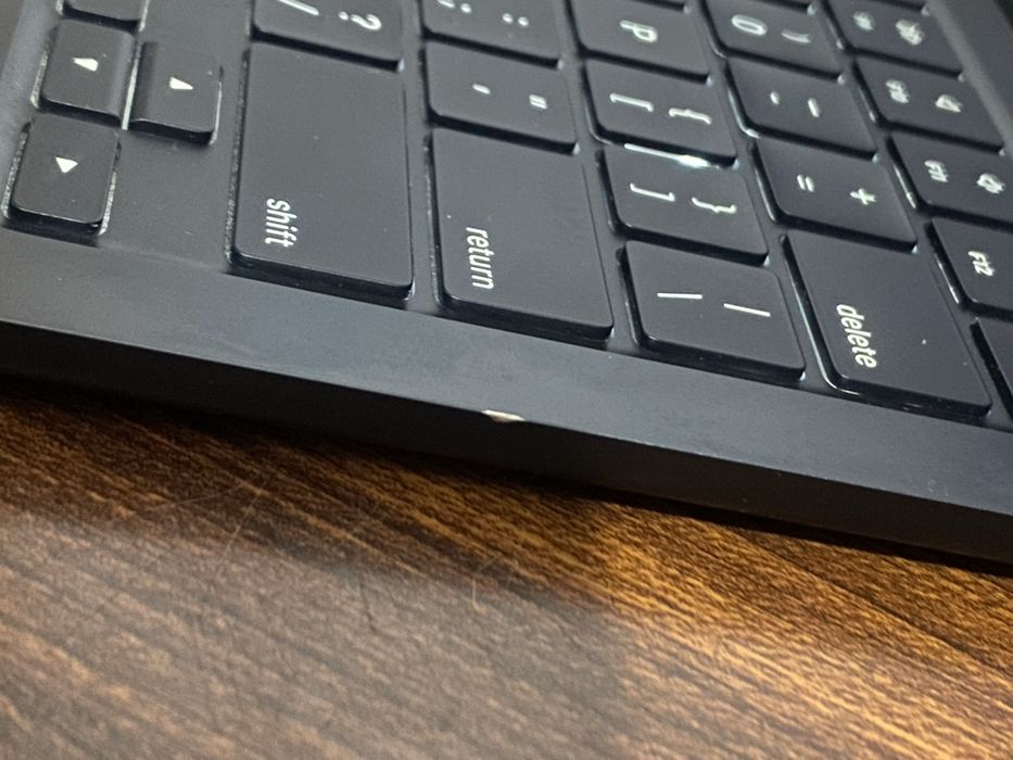 Macbook M2/256Гб/8Гб