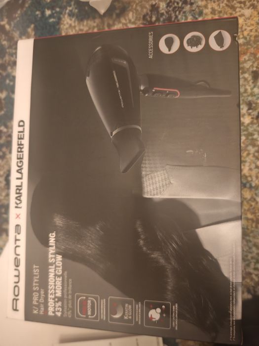 Uscator de par Rowenta x Karl Lagerfeld