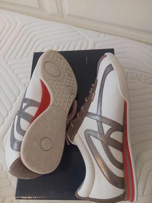 Tommy Hilfiger,  Чисто Нови обувки  40 номер.