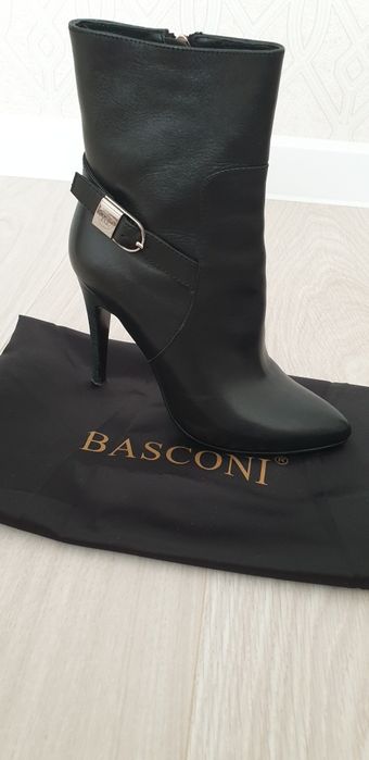 Продам ботильоны BASCONI, размер 35 (большемерки)