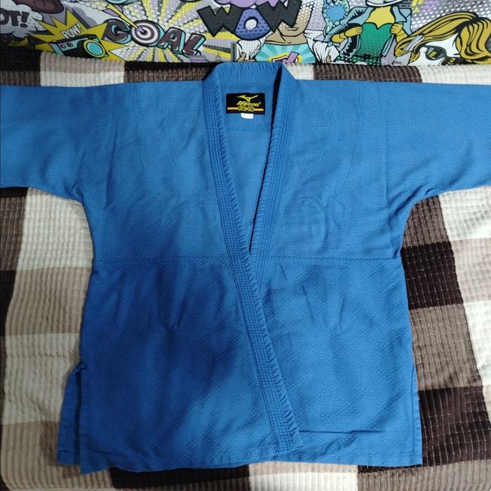 Продаётся кимоно дзюдо Мизуно