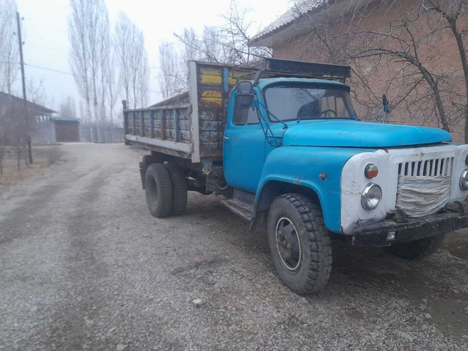 Газ 53  Сотилади