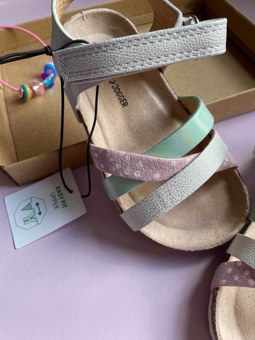 Сандалки за малка госпожица