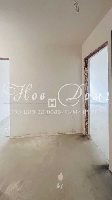 Продава се Тристаен апартамент в Варна, Възраждане 1 - 100 кв.м за 1885 €/кв.м - Снимка #9