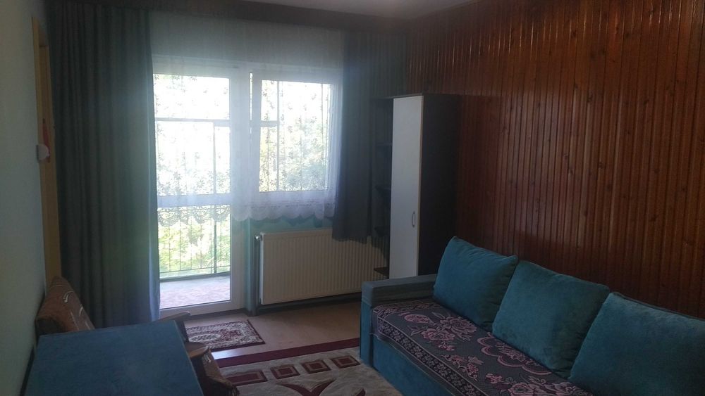 Ofer la inchiriere garsoniera in Brasov