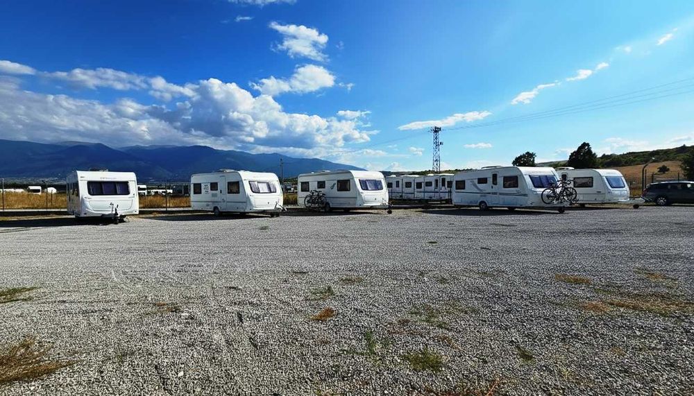 Сигурен и удобен паркинг за кемпери и каравани до АМ "Струма"