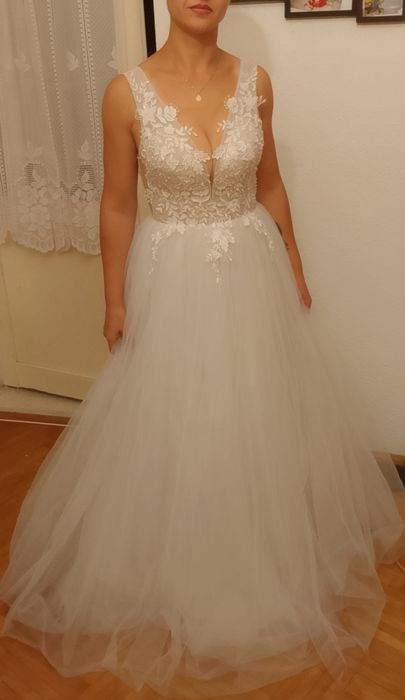 Rochie alba de mireasa