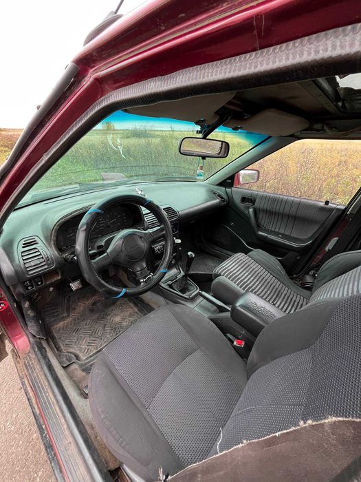 Автомобиль Mazda 323f bg