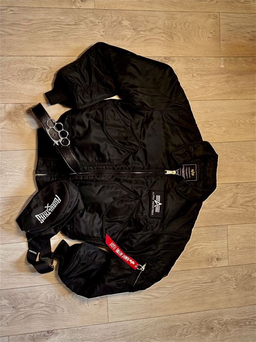 Продам оригинальную Alpha industries CWU-45