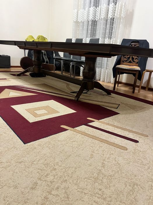 Продам стол для зала удлиняющийся
