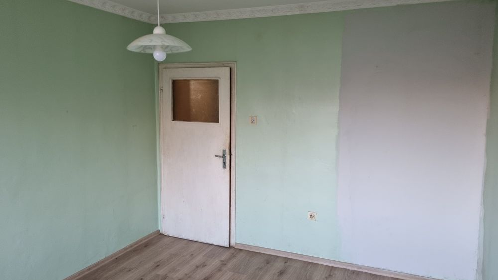 Продава се Четиристаен апартамент в Варна, Възраждане 1 - 80 кв.м за 1180 €/кв.м - Снимка #1