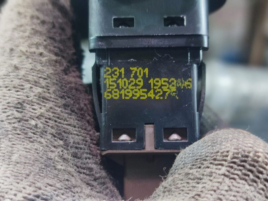 Buton on/off airbag 681995427r Dacia Logan 2 [2013 - 2016]