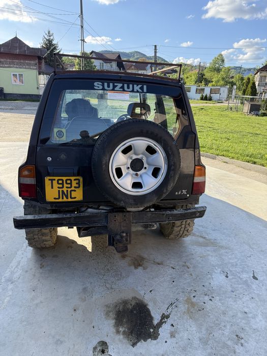 Vând Suzuki vitara