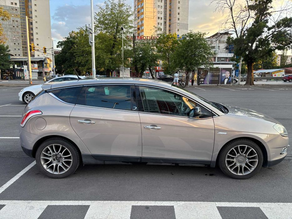 Lancia Delta 2012 (Chrysler) 1.6D MultiJet