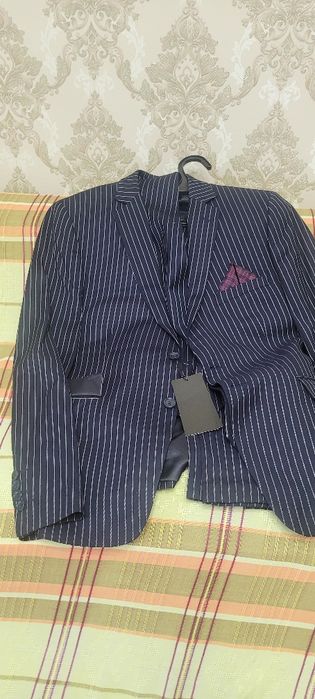 Мужсккой турецкий и италиянский костюмы