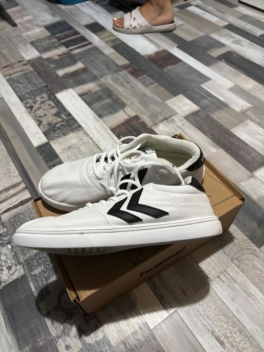 Кецове Hummel ..