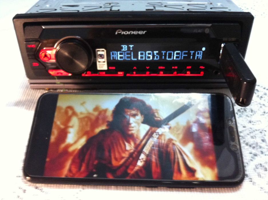 Radio CD MP3 player JVC KDR871BT cu Bluetooth, AUX, USB (statie