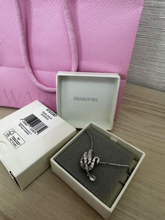 Продам подвеску Swarovski