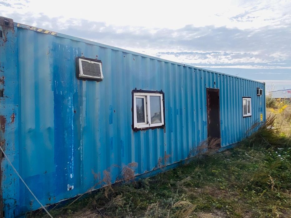 Продаю контейнеры 40 и 20-футовые в Караганде, Астане и др городах..