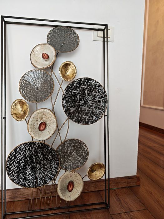 Decorațiune (tablou) din metal