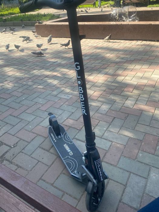 Продам самокат Globber