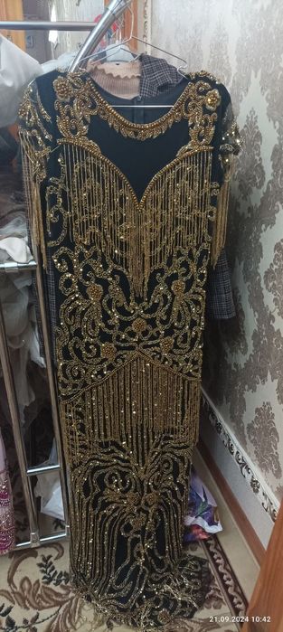 Продаётся вечернее платье