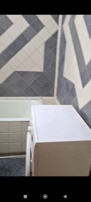 Аренда Сергели 8. 4 хона факат оилага берилади Ориентир Жиз биз кафе