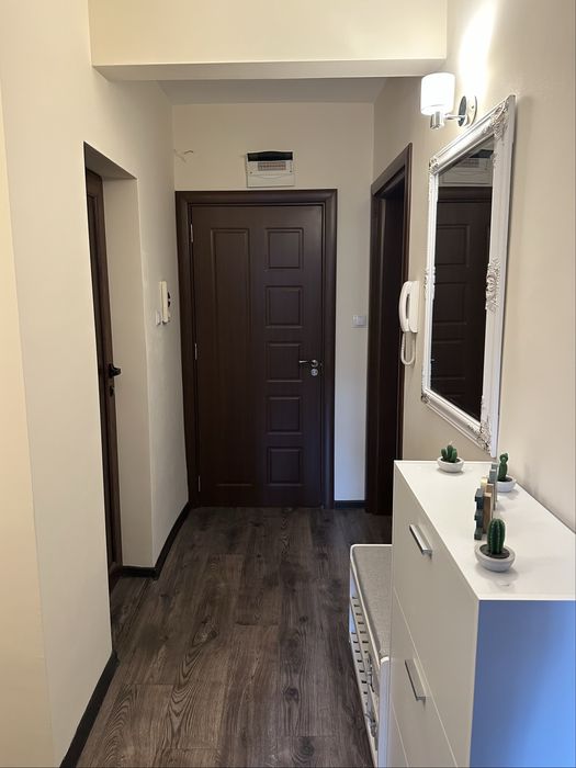 Продава се Тристаен апартамент в Стара Загора, Център - 62 кв.м за 2017 €/кв.м - Снимка #10