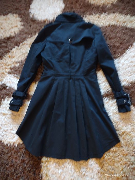 Черен тренч/ пролет есен