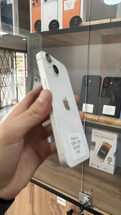 iPhone 14